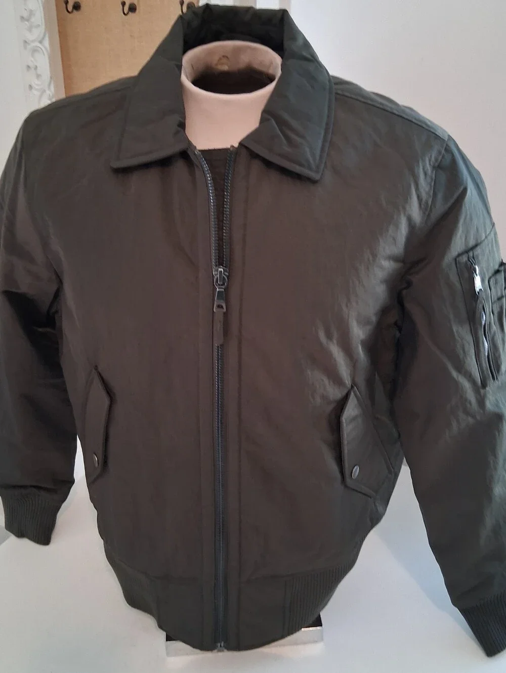 Banana Republic Men's Olive Green Bomber/Flight Jacket Sz M NWT
